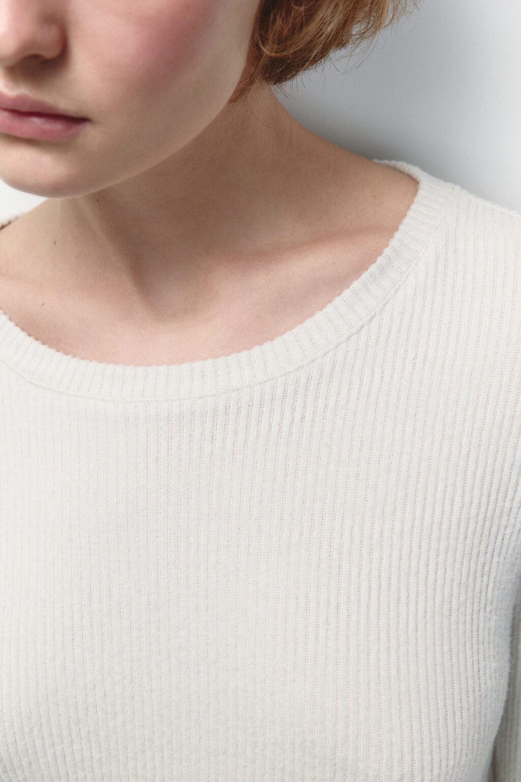 Платье-лапша миди в рубчик с разрезами - цвет бежевый - 6