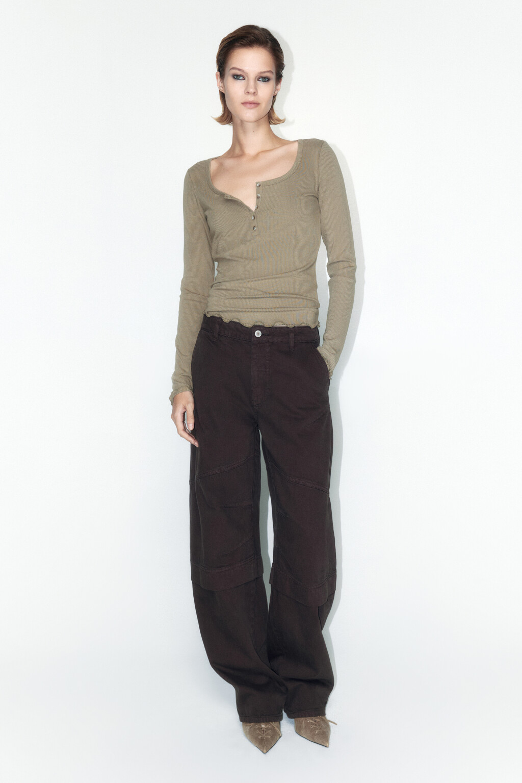 Лонгслив в рубчик с застежкой на груди - цвет зеленый - 5