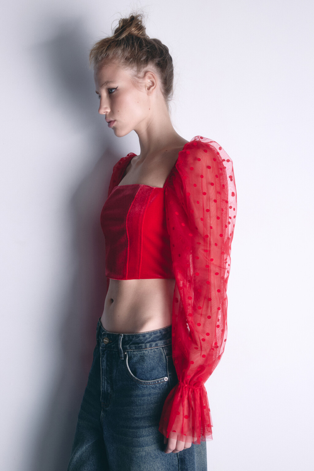 Топ-корсет бархатный с пышными рукавами - цвет красный - 4