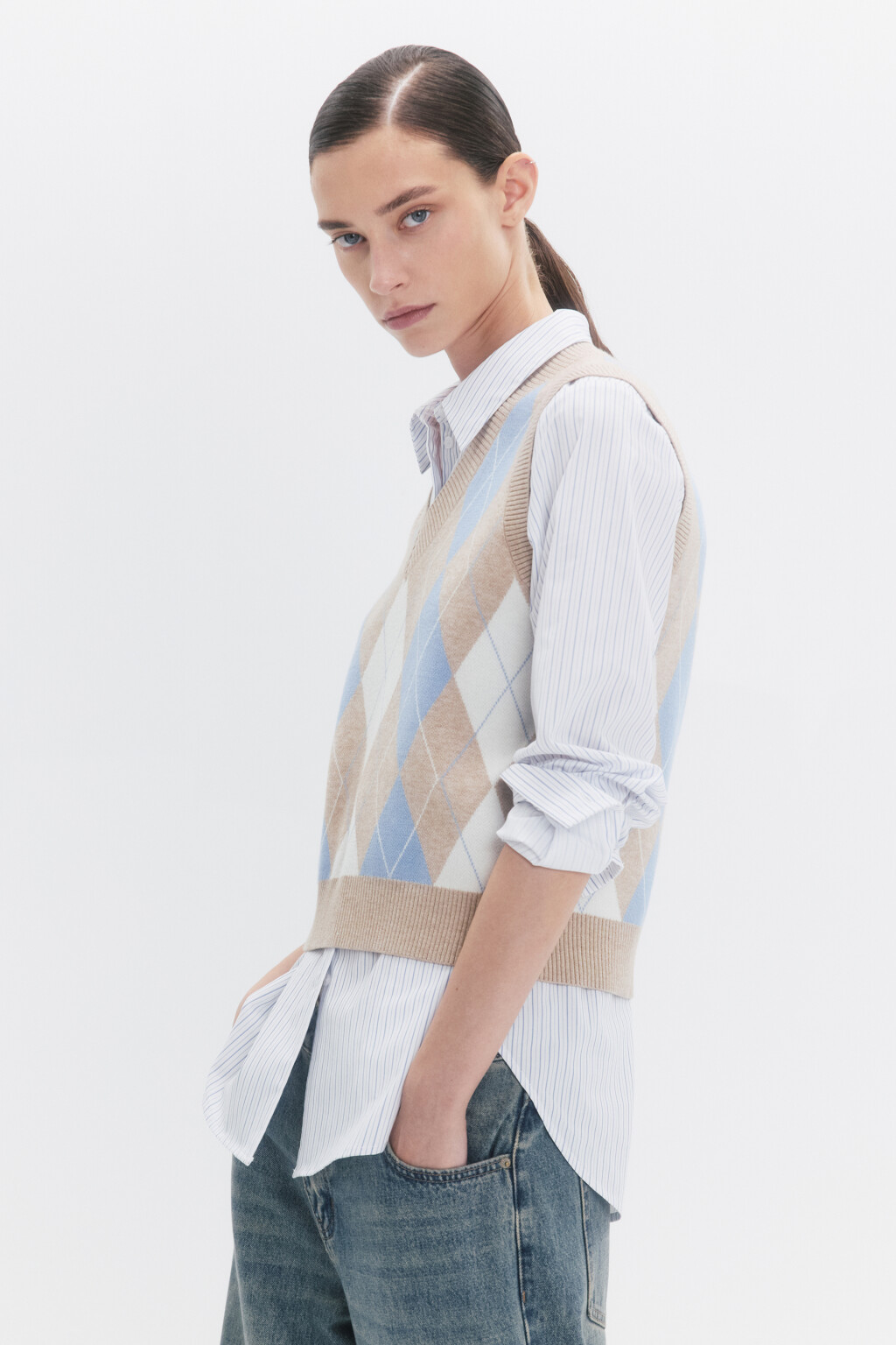 Жилет вязаный укороченный с принтом аргайл - цвет бежевый - 5