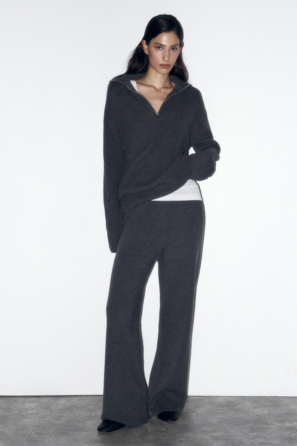 Брюки вязаные в рубчик со средней посадкой - цвет серый - 5