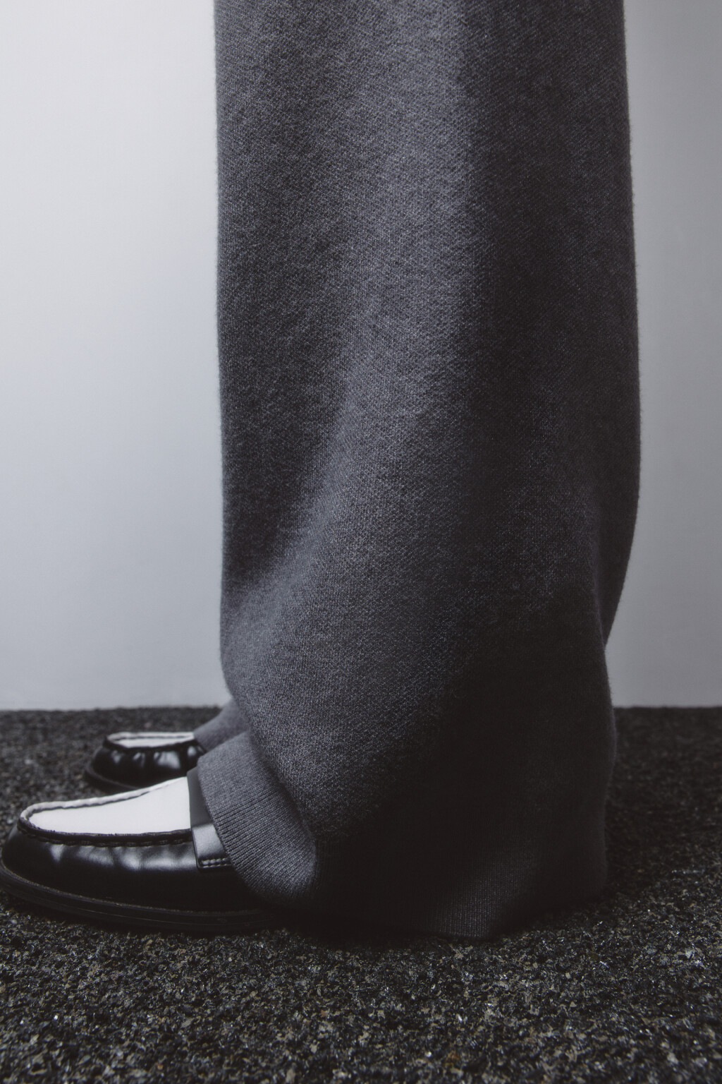 Брюки прямые из вязаного трикотажа - цвет серый - 7