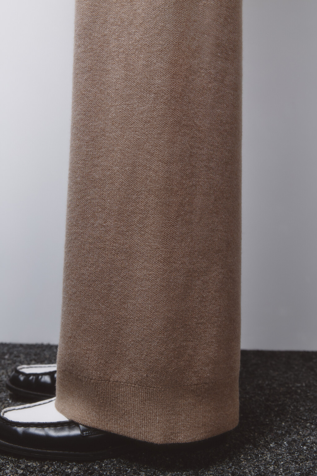 Брюки прямые из вязаного трикотажа - цвет бежевый - 7