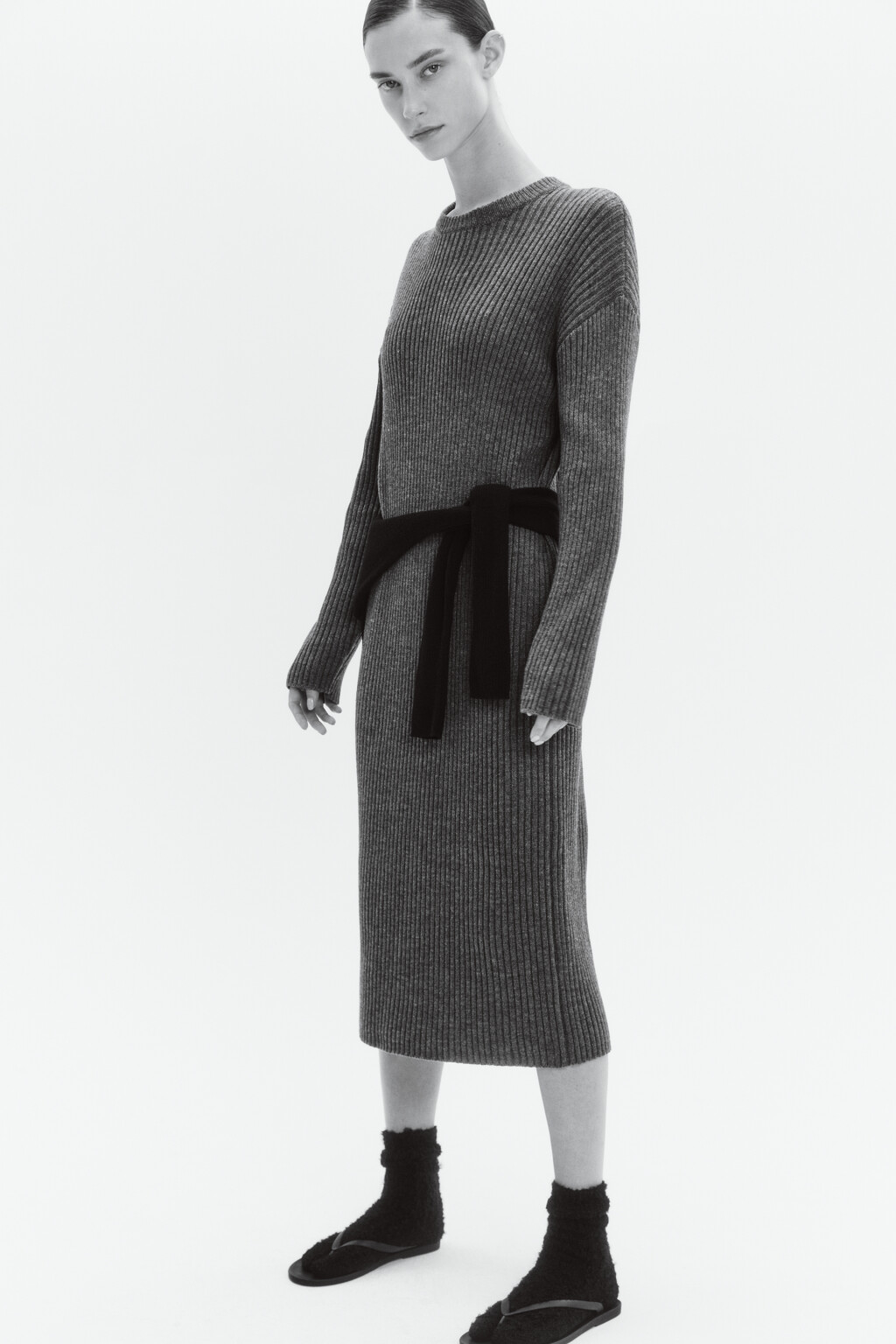 Платье миди вязаное в рубчик - цвет серый - 1