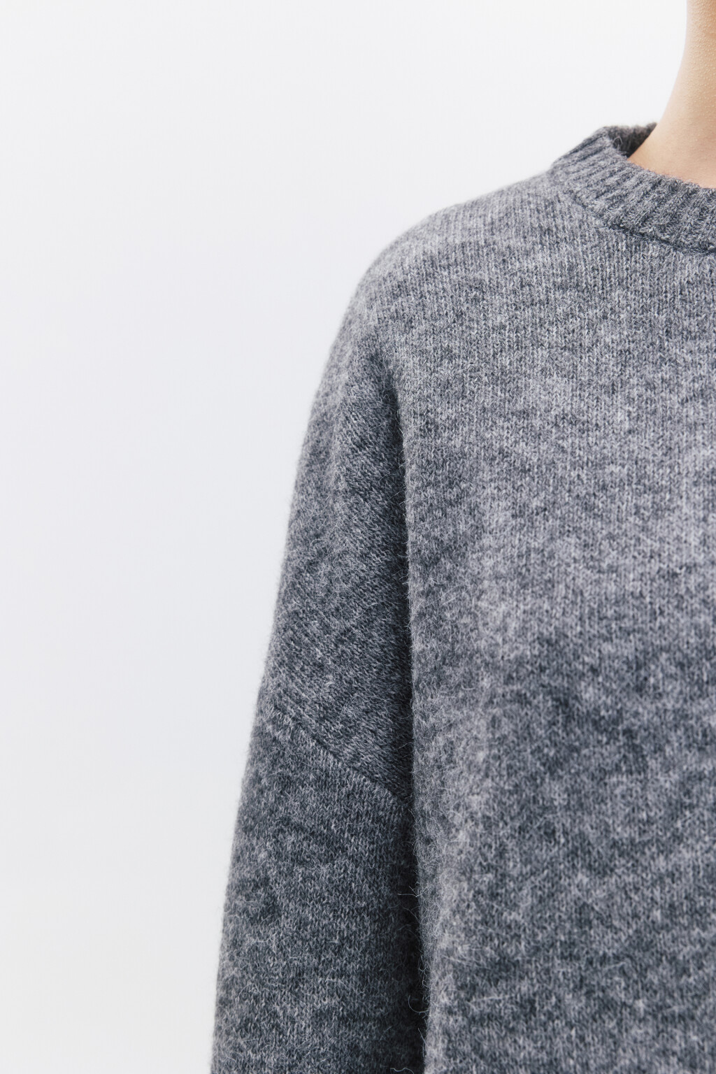 Джемпер толстой вязки с шерстью - цвет серый - 8