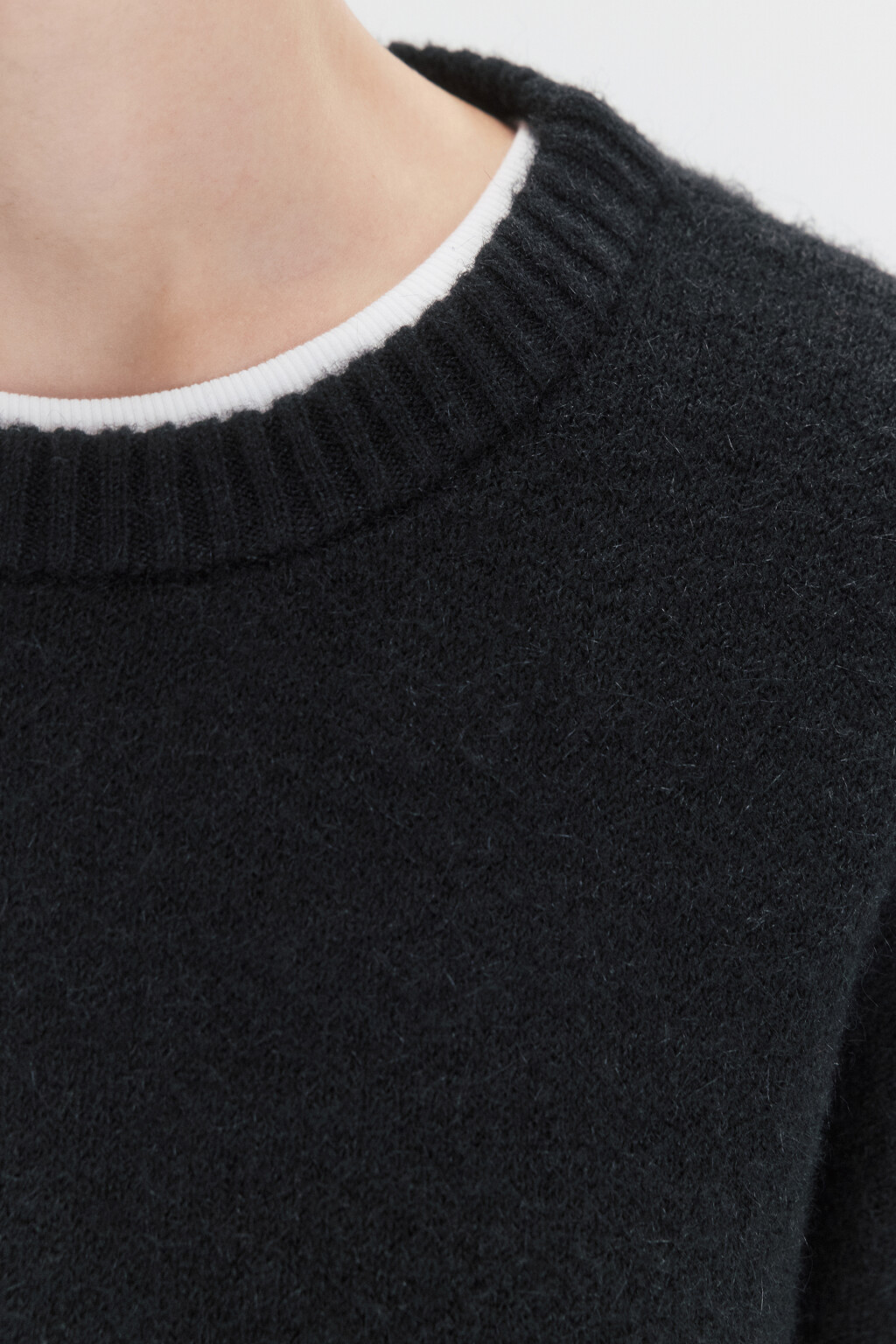 Джемпер толстой вязки с шерстью - цвет черный - 7