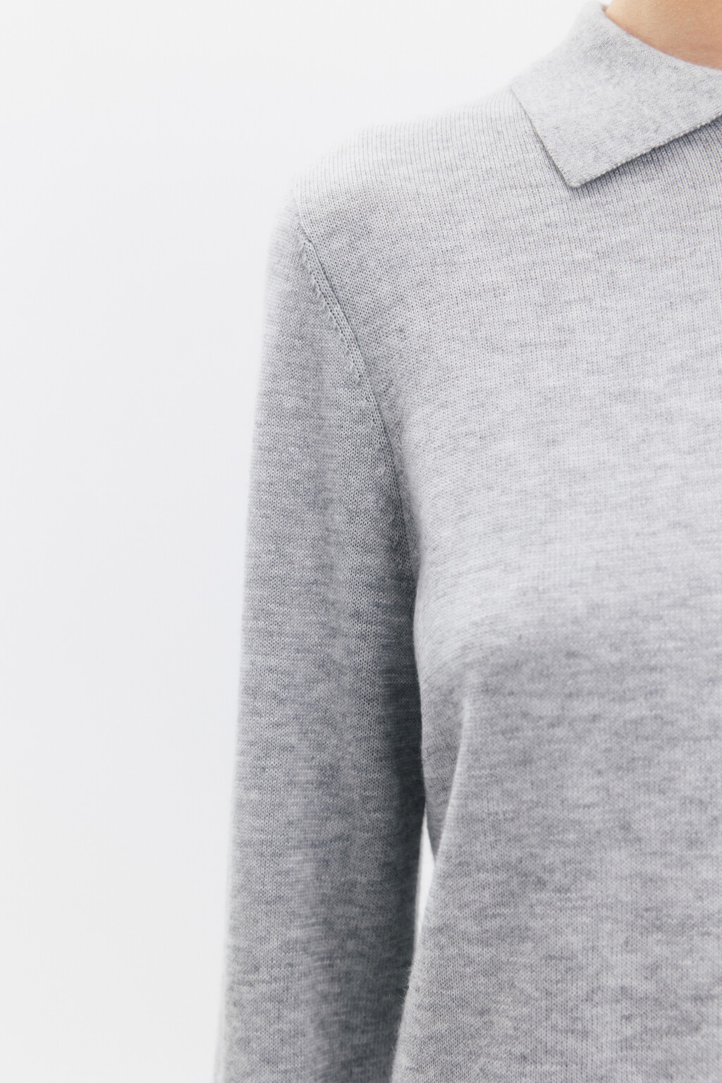 Джемпер тонкой вязки с воротником-поло - цвет серый - 7