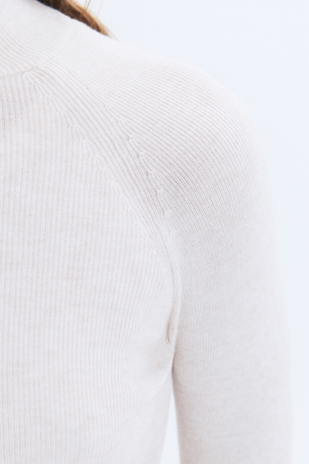 Водолазка вискозная с коротким воротником - цвет бежевый - 7