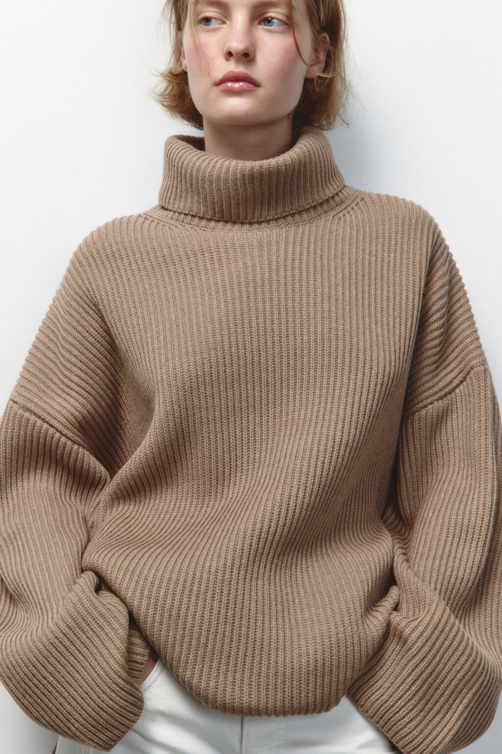 Свитер oversize в рубчик с воротником - цвет бежевый - 1