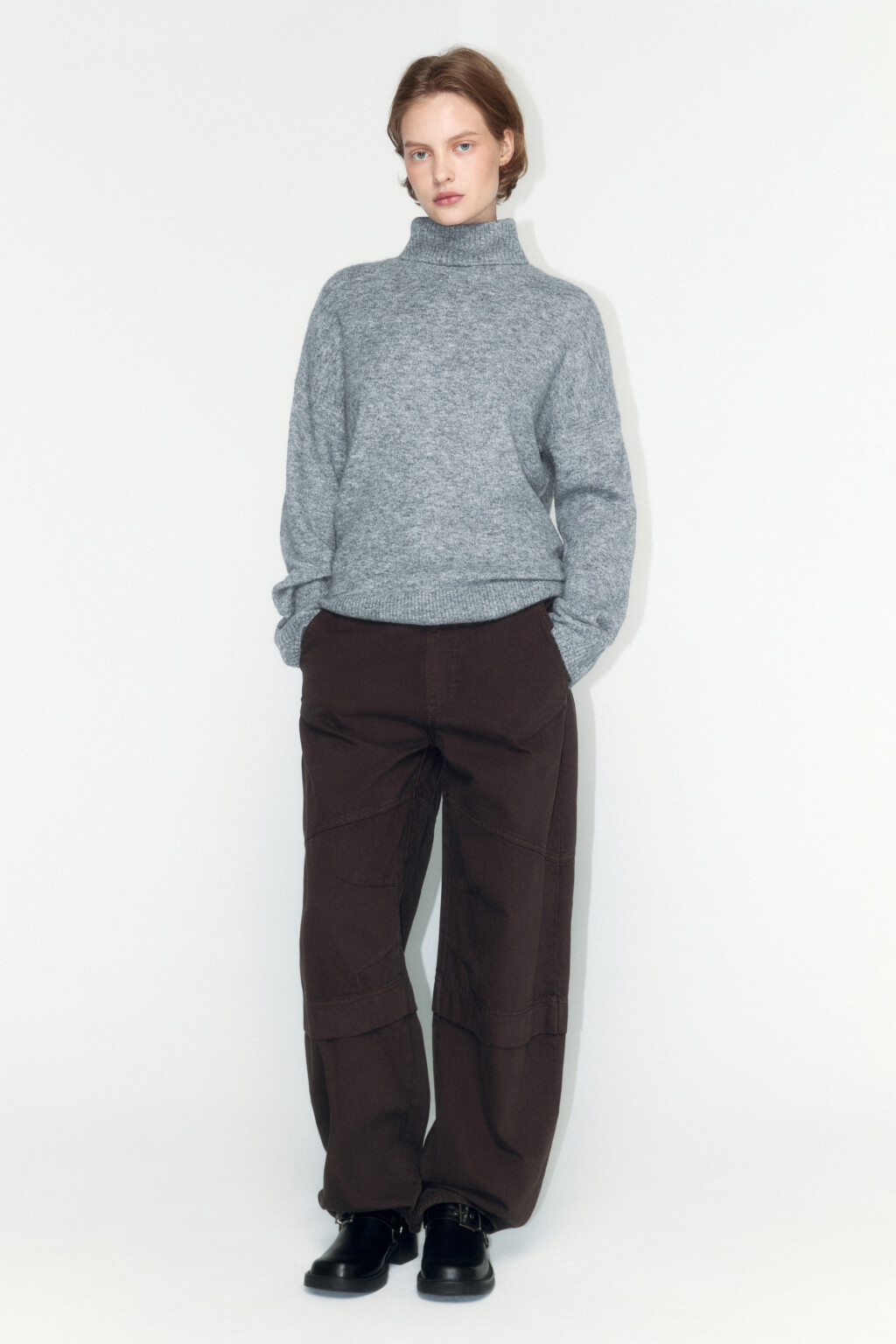 Свитер тонкой вязки с воротником - цвет серый - 5