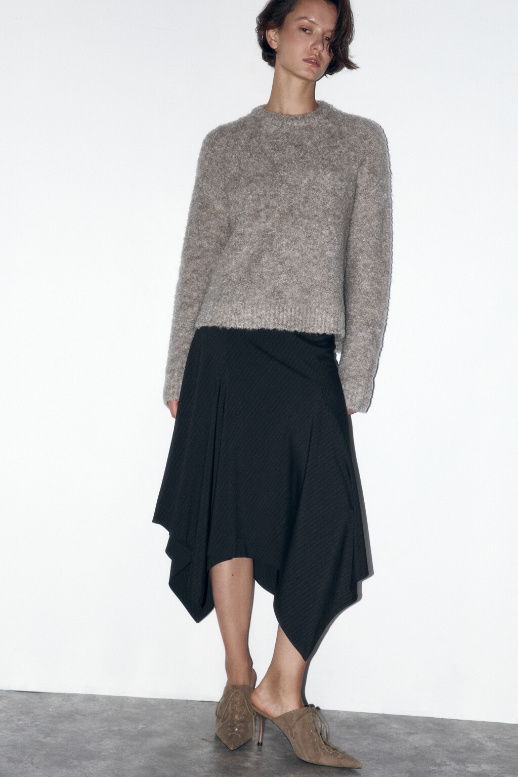 Джемпер пушистый вязаный с шерстью - цвет бежевый - 1