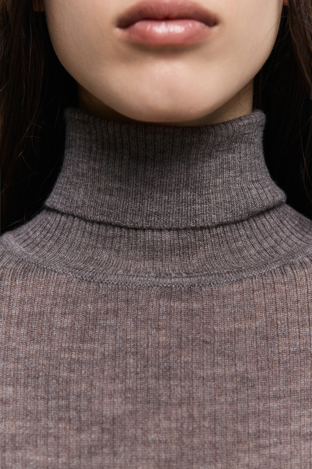 Водолазка тонкой вязки из шерсти мериноса - цвет бежевый - 6