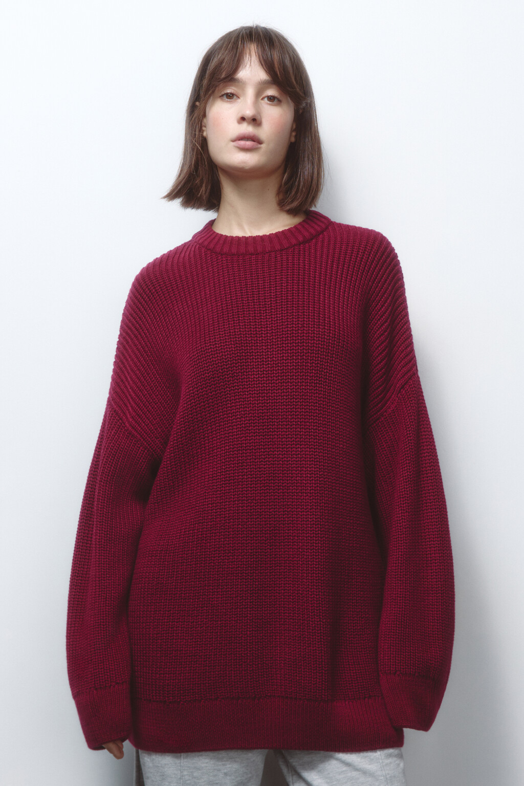 Джемпер толстой вязки из хлопковой пряжи - цвет бордовый - 2