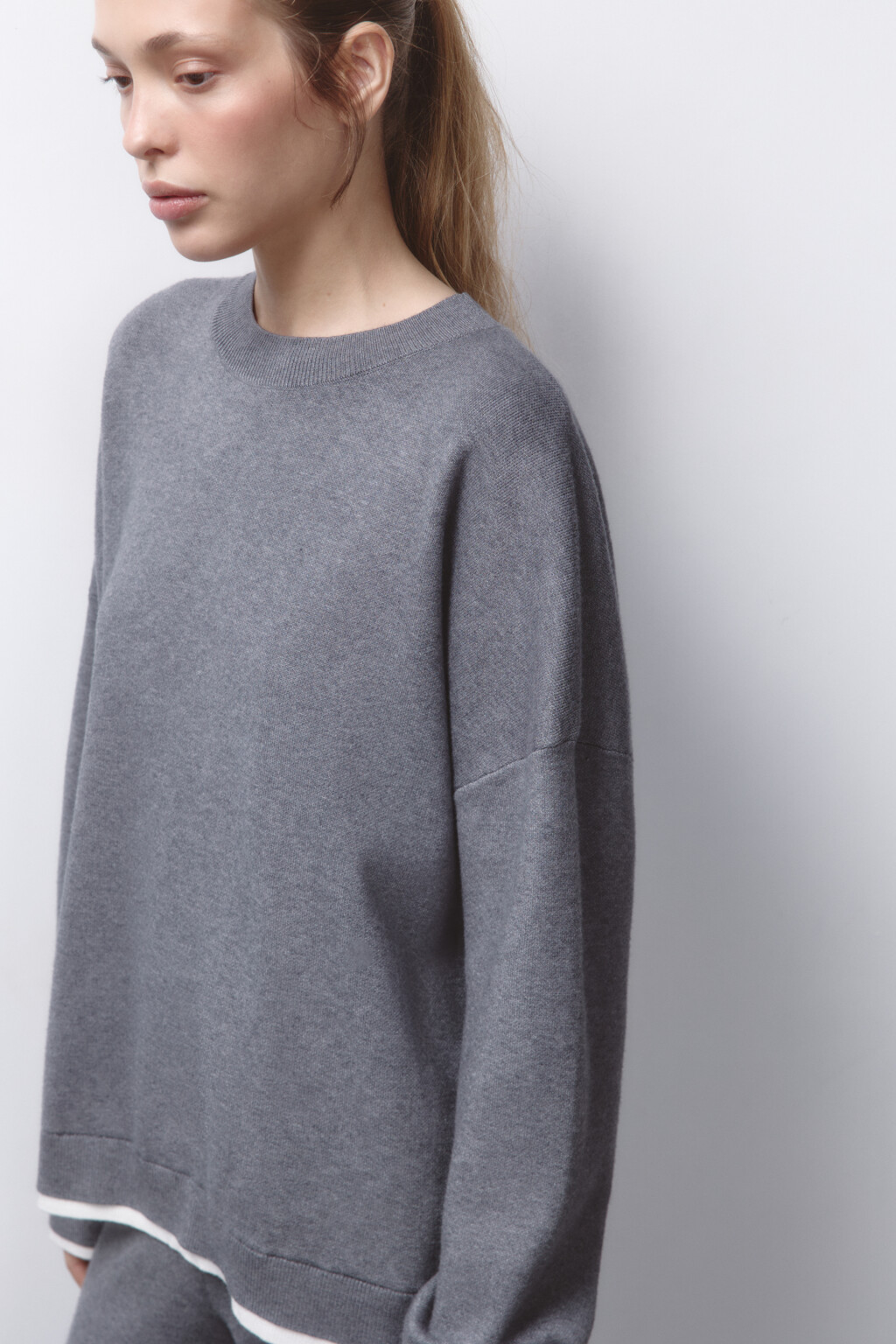 Джемпер вязаный с имитацией второго слоя - цвет серый - 1