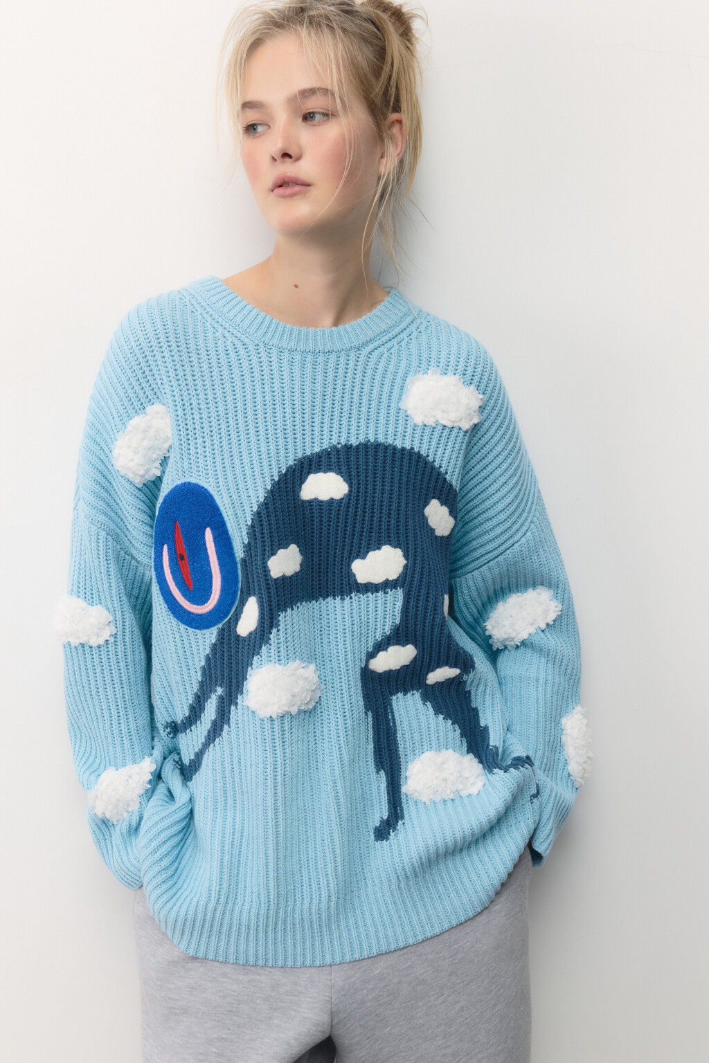 Джемпер вязаный в рубчик с фактурными деталями - цвет голубой - 2