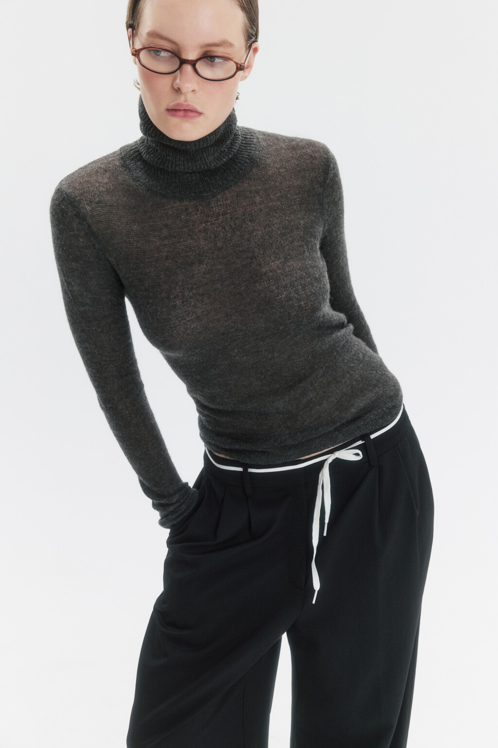 Свитер-водолазка тонкой вязки с шерстью - цвет серый - 1