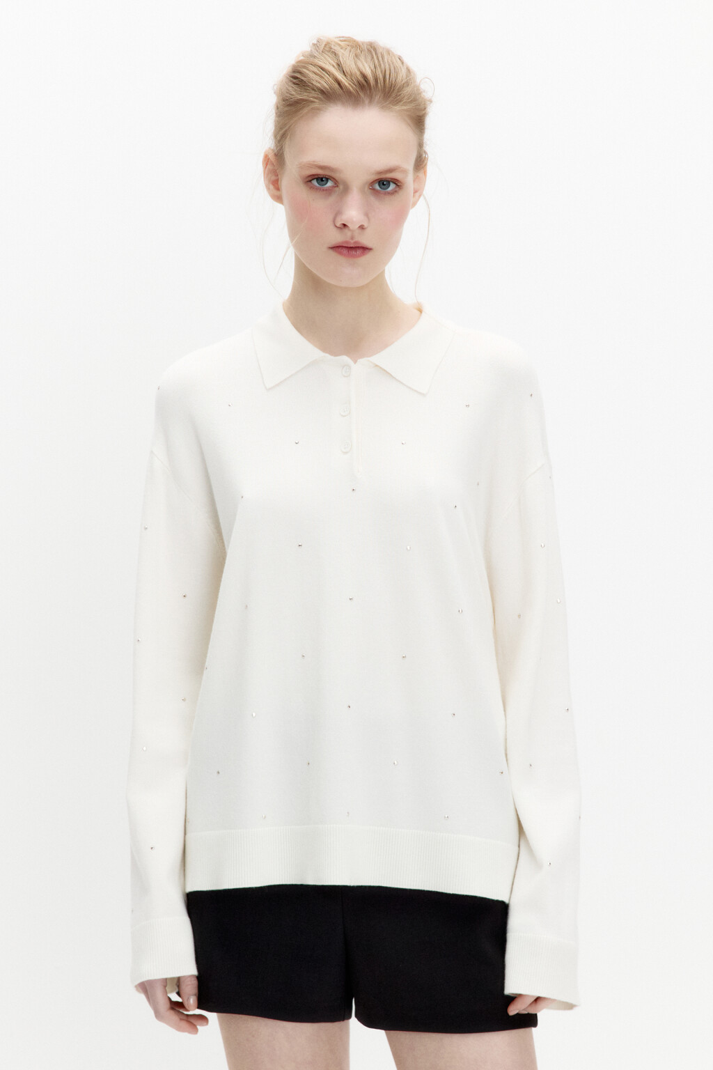 Джемпер-поло вязаный со стразами - цвет молочный - 3