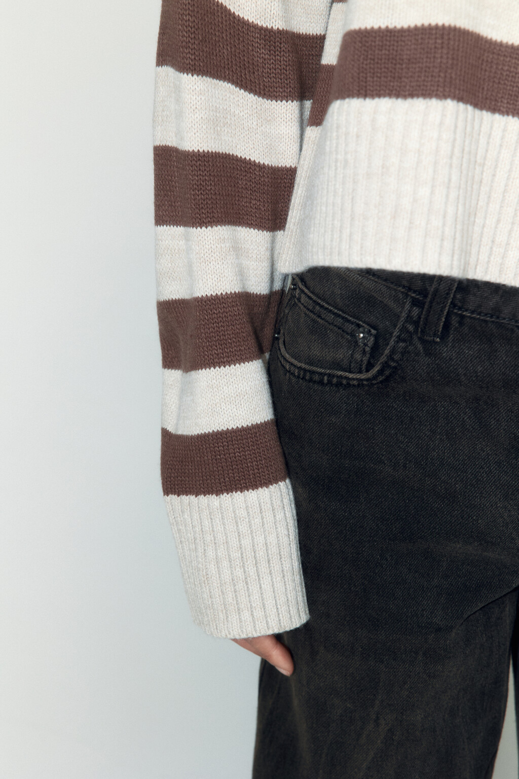 Джемпер-поло вязаный укороченный в полоску - цвет бежевый - 7