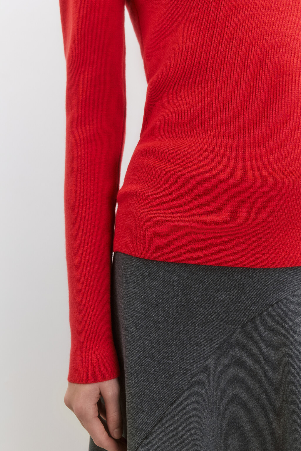 Джемпер тонкой вязки с вырезом-каре - цвет красный - 8