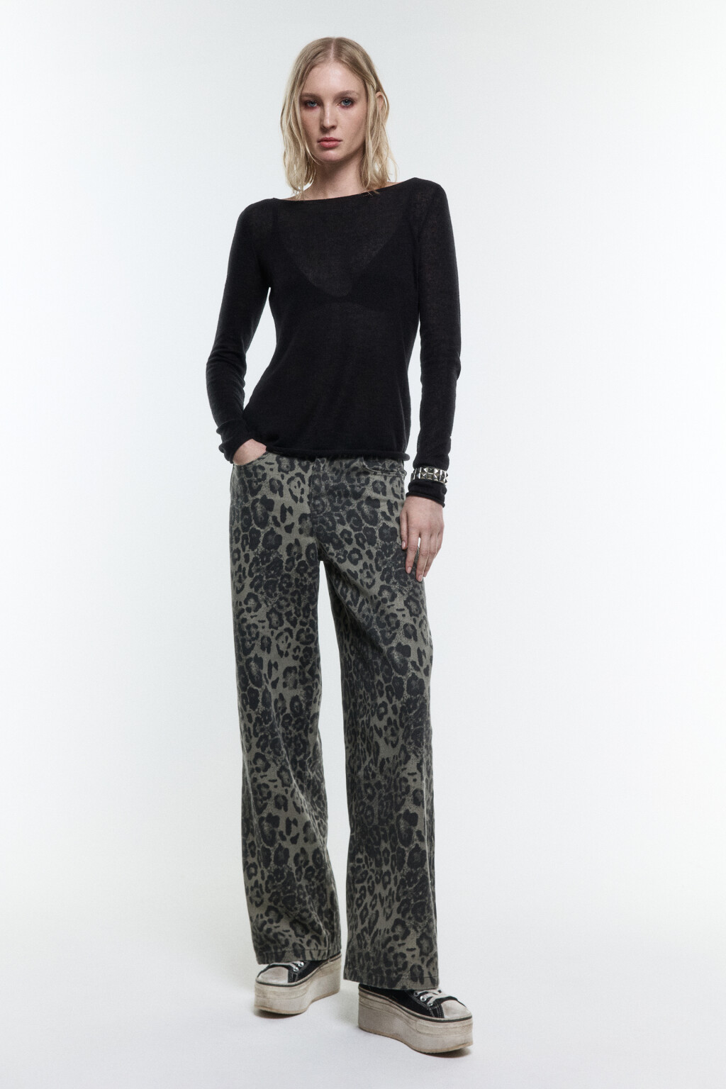 Джемпер-паутинка тонкий вязаный с шерстью - цвет черный - 5