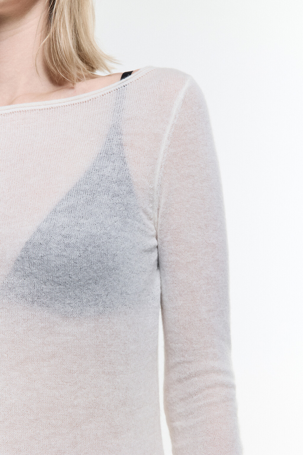 Джемпер-паутинка тонкий вязаный с шерстью - цвет молочный - 7