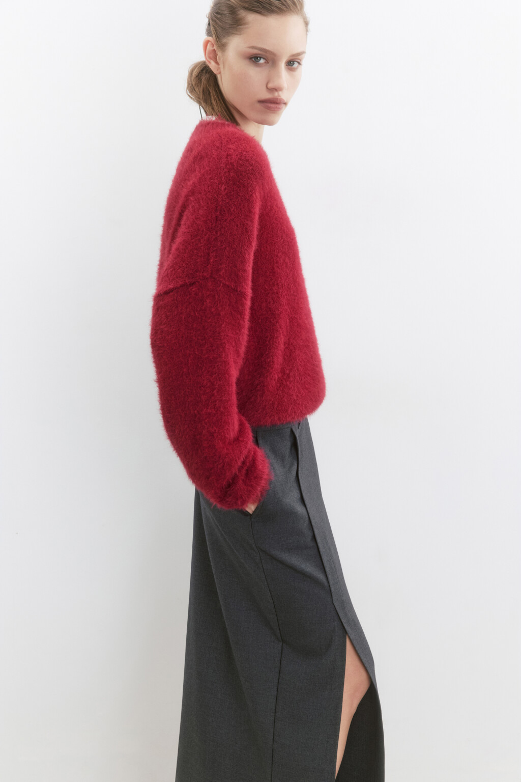 Джемпер вязаный пушистый - цвет бордовый - 2