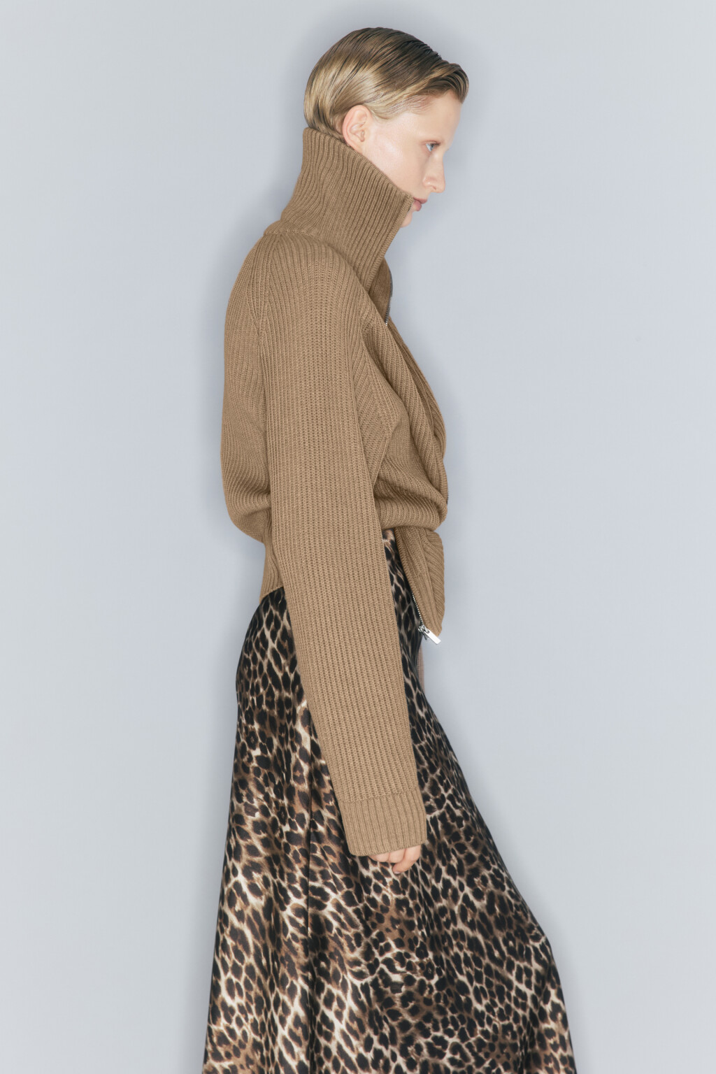 Кардиган вязаный на молнии с отложным воротником - цвет бежевый - 1
