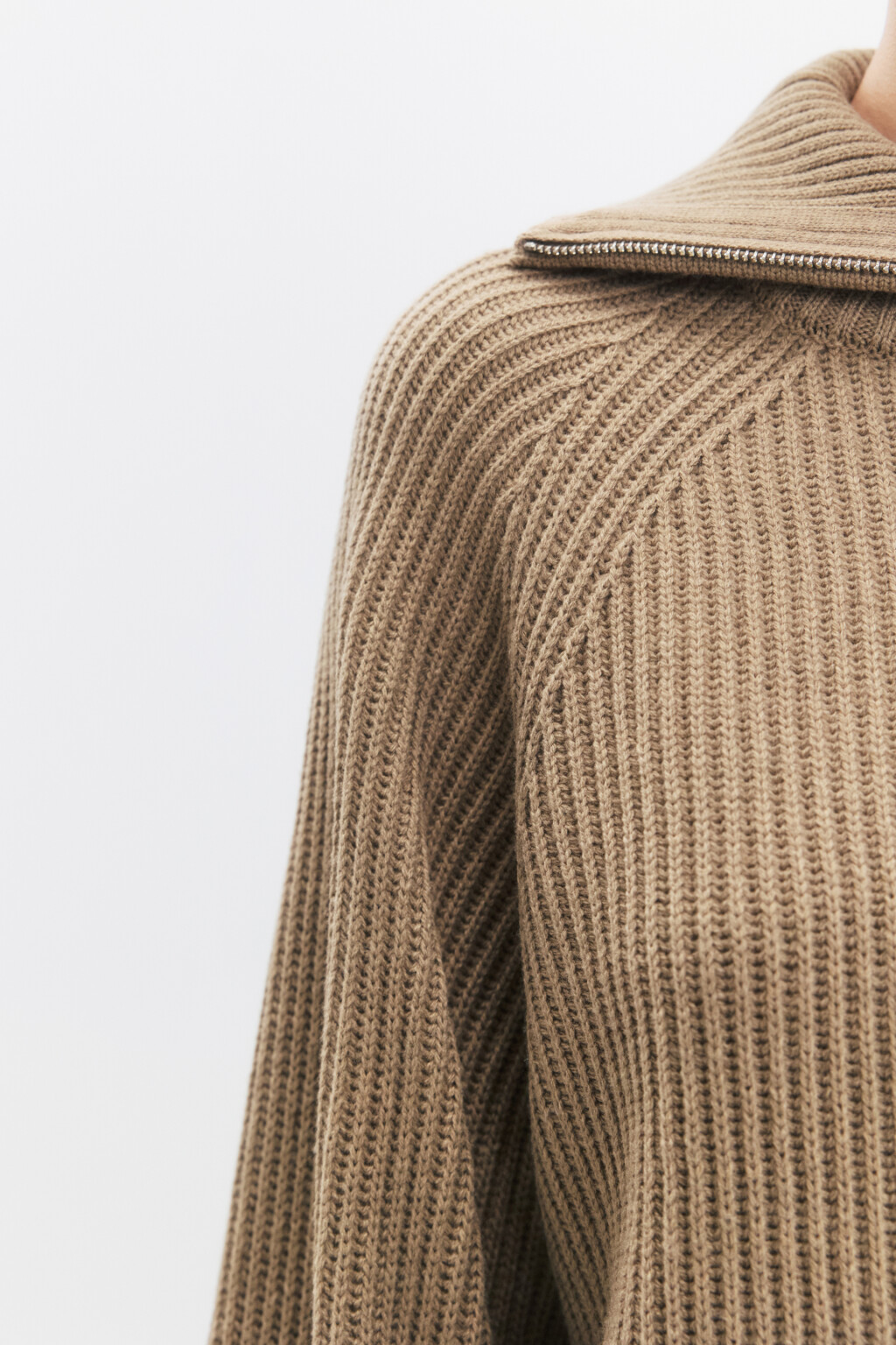 Кардиган вязаный на молнии с отложным воротником - цвет бежевый - 9