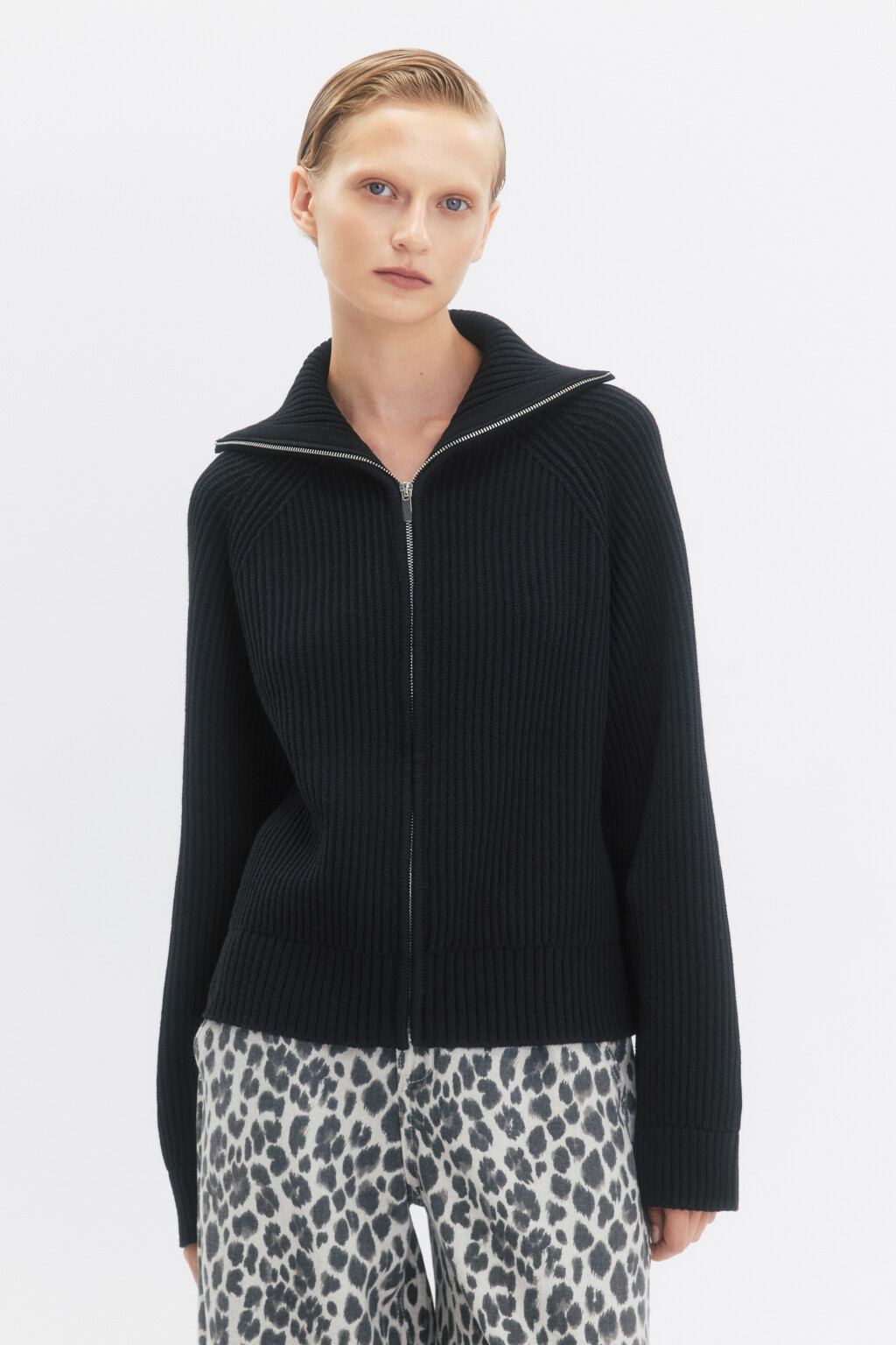Кардиган вязаный на молнии с отложным воротником - цвет черный - 2