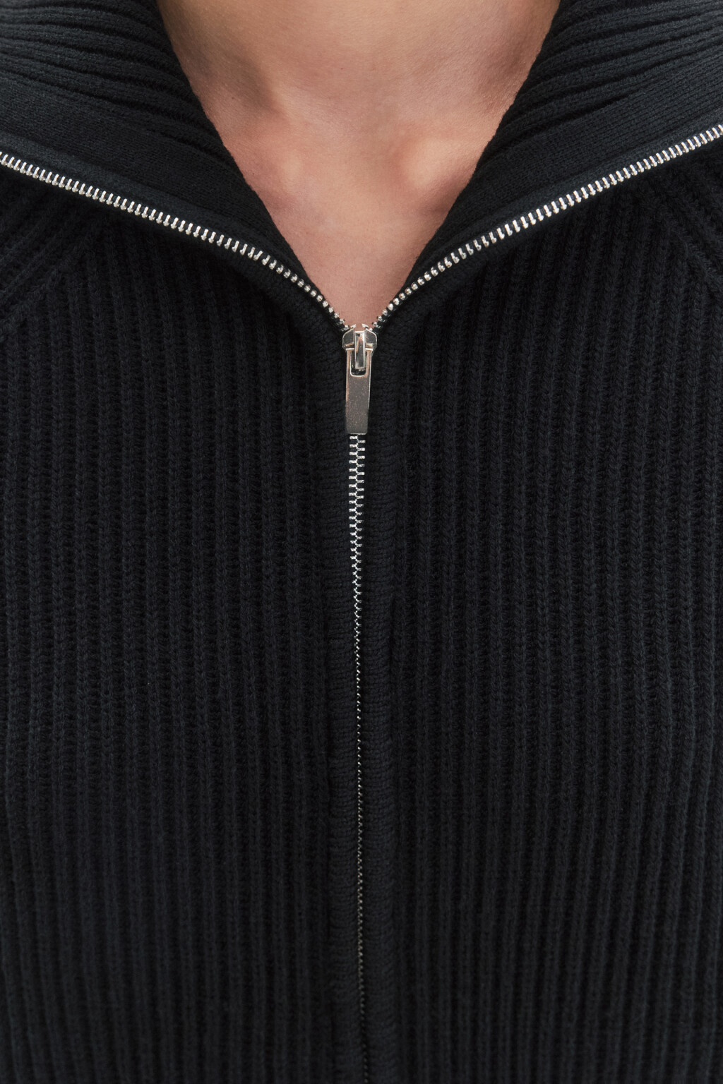 Кардиган вязаный на молнии с отложным воротником - цвет черный - 6