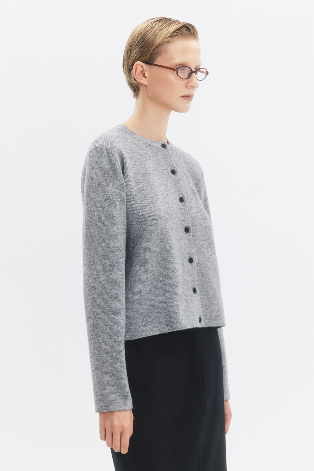 Кардиган на пуговицах вязаный в рубчик - цвет серый - 6