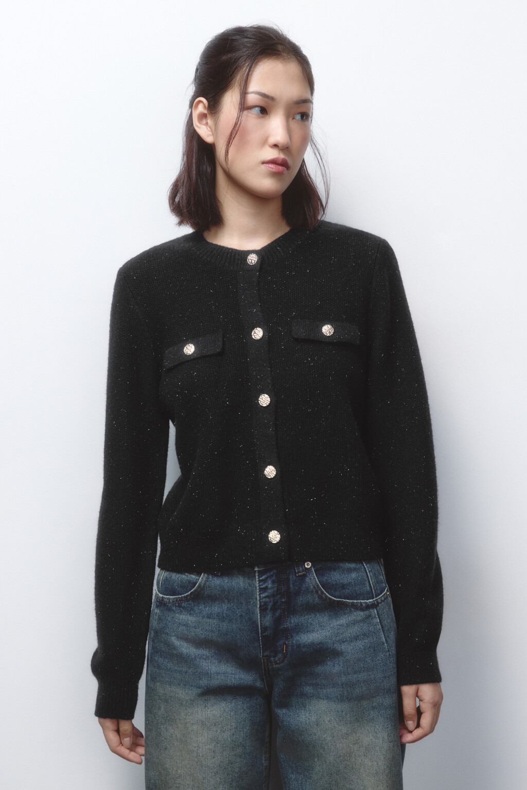 Кардиган вязаный с золотистыми пуговицами - цвет черный - 2
