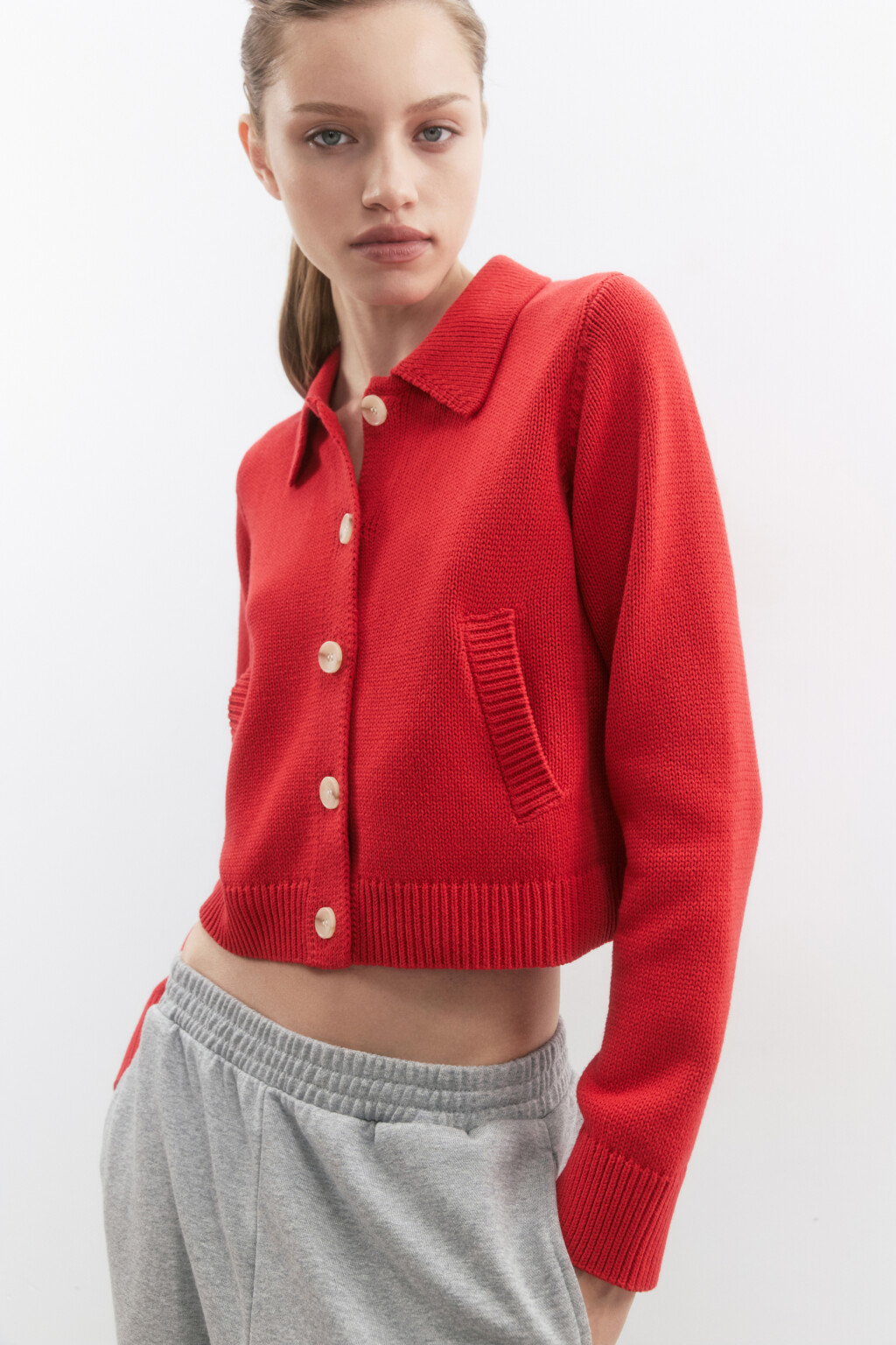 Кардиган на пуговицах укороченный с воротником - цвет красный - 1