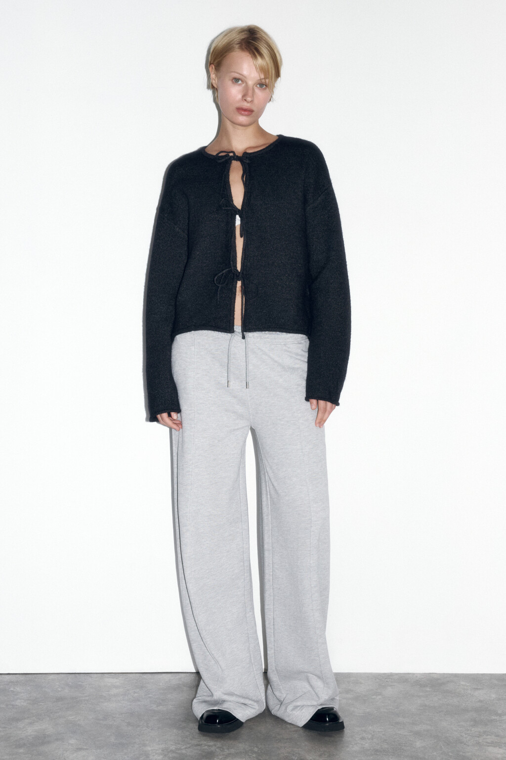 Кардиган вязаный укороченный на завязках - цвет серый - 5