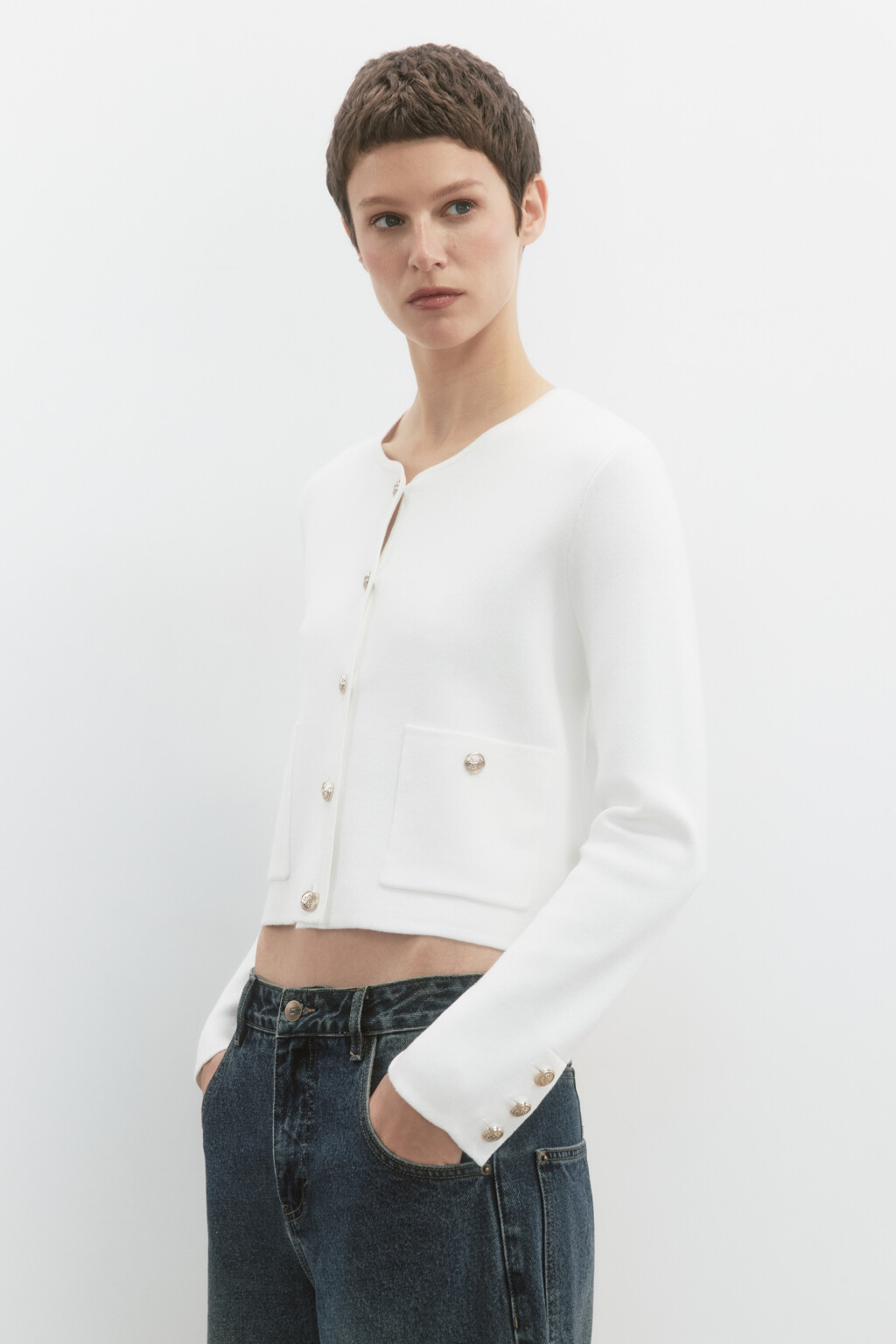 Кардиган укороченный вязаный на пуговицах - цвет молочный - 3