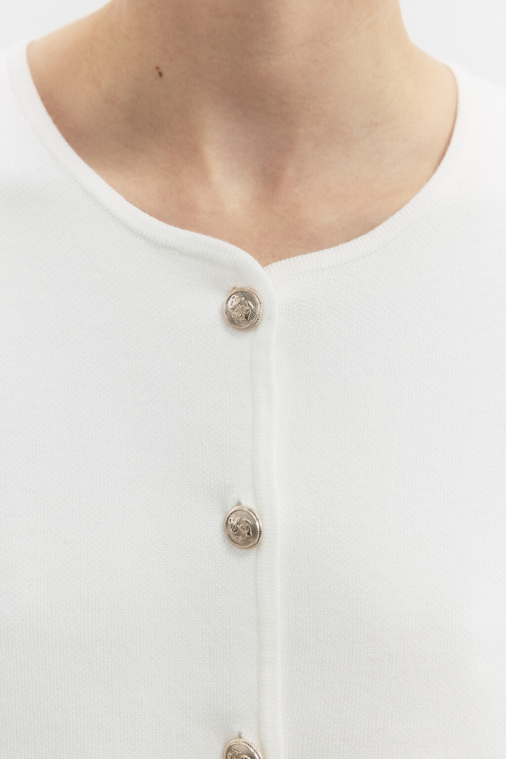 Кардиган укороченный вязаный на пуговицах - цвет молочный - 6