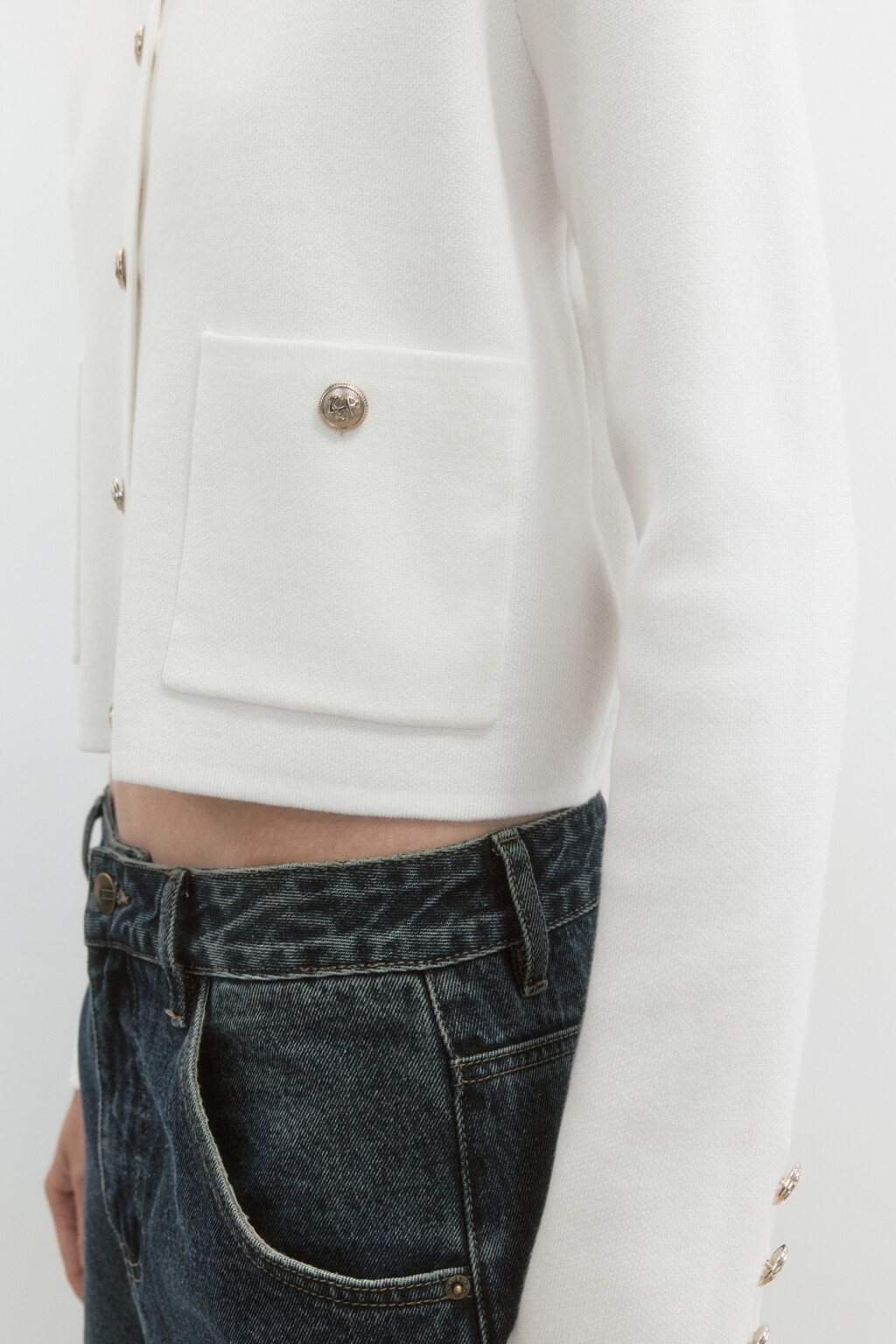 Кардиган укороченный вязаный на пуговицах - цвет молочный - 7