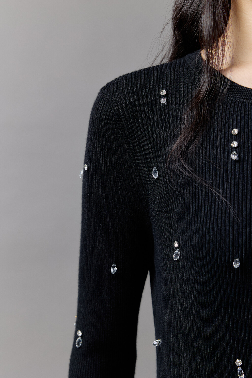 Кардиган на пуговицах вязаный с декором - цвет черный - 6