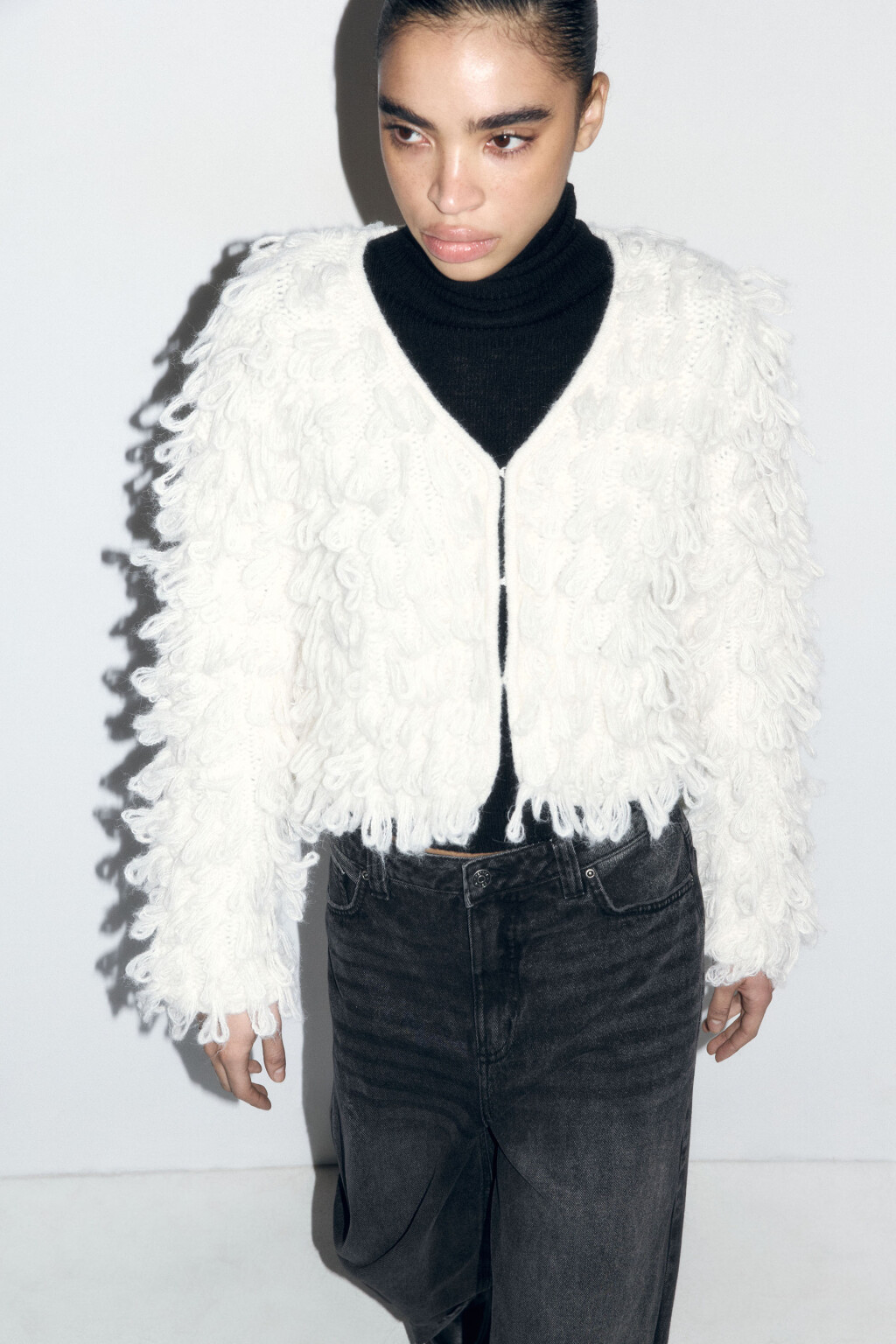 Кардиган на крючках с бахромой - цвет молочный - 1