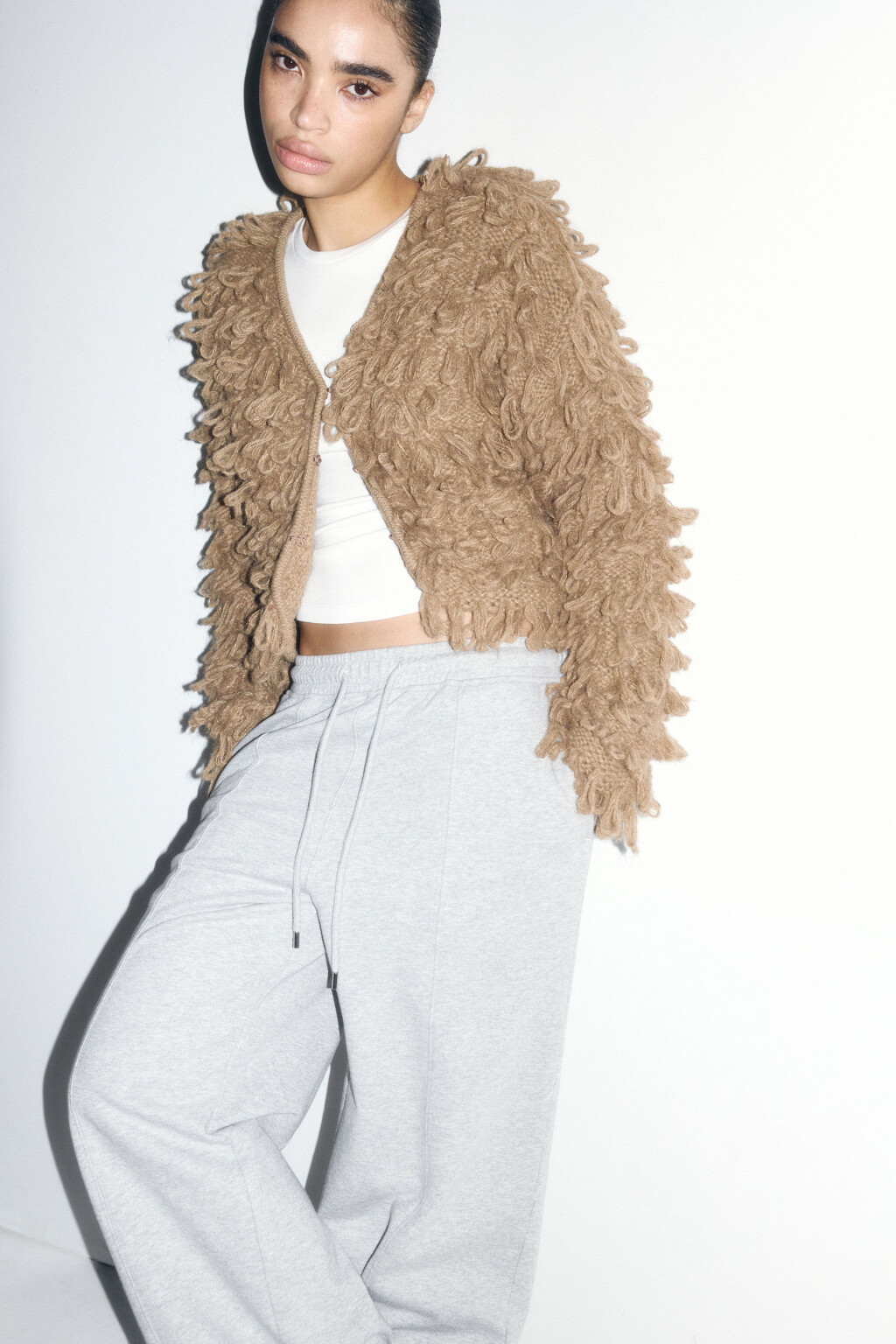 Кардиган на крючках с бахромой - цвет бежевый - 1