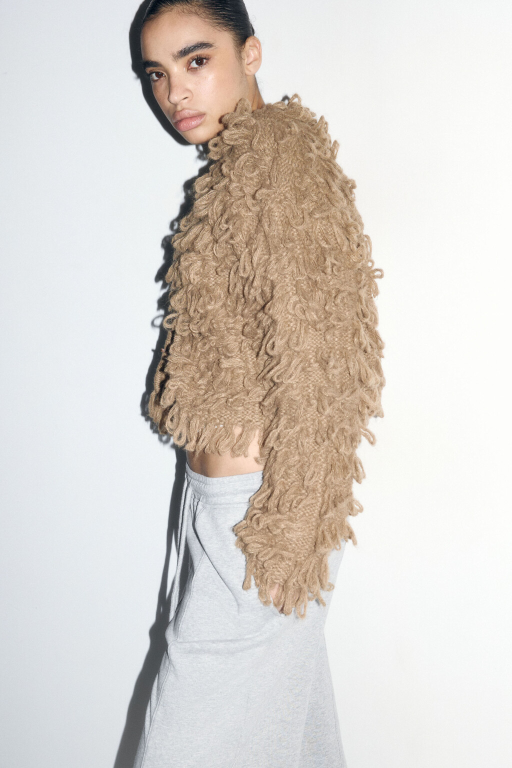 Кардиган на крючках с бахромой - цвет бежевый - 2