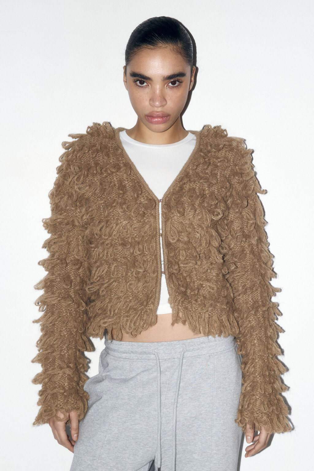 Кардиган на крючках с бахромой - цвет бежевый - 3