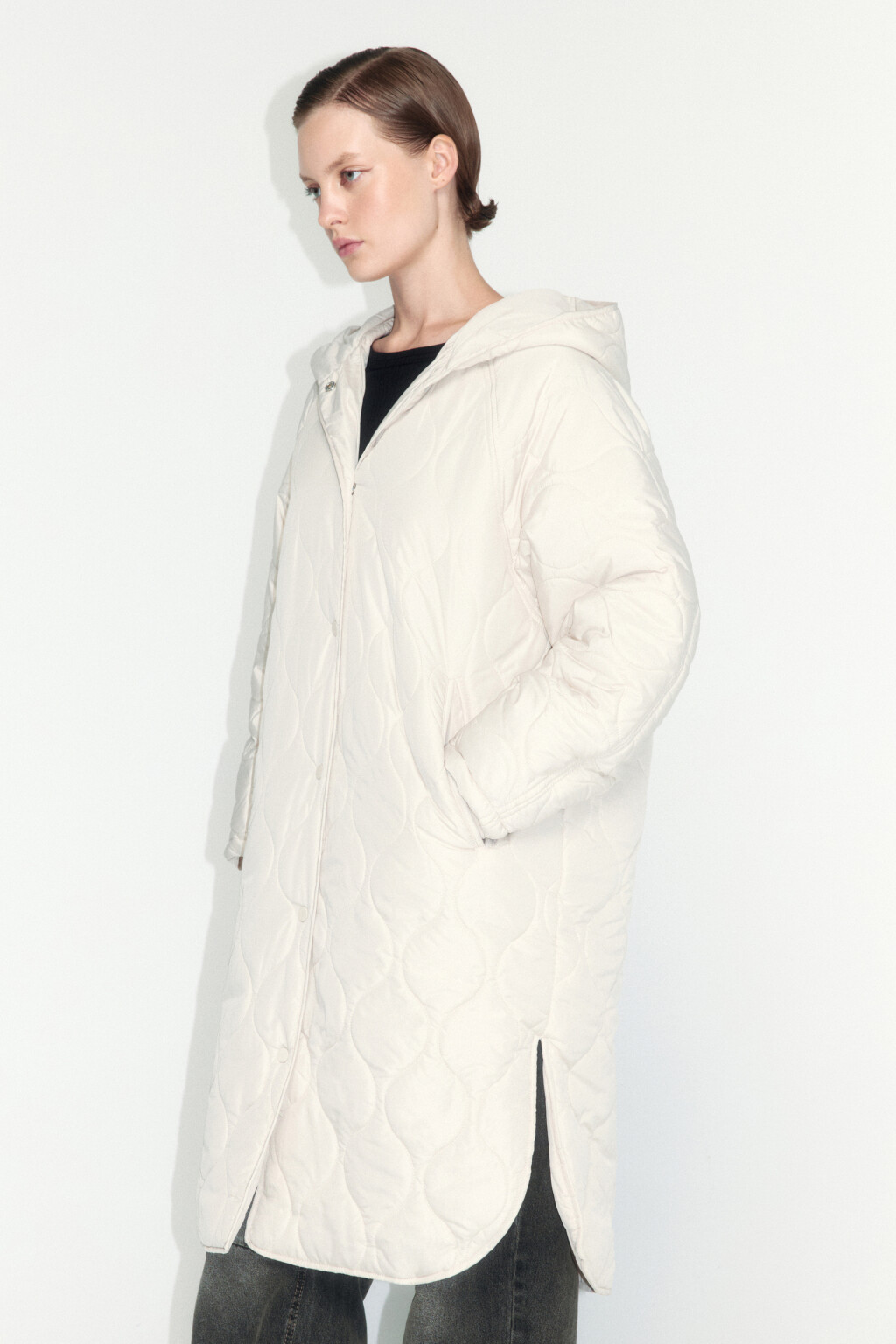 Пальто стеганое утепленное с капюшоном - цвет молочный - 3