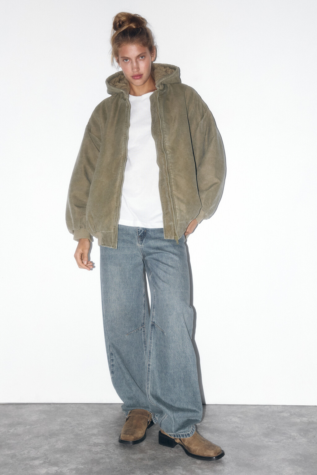 Куртка-бомбер oversize с капюшоном и вареным эффектом - цвет зеленый - 5