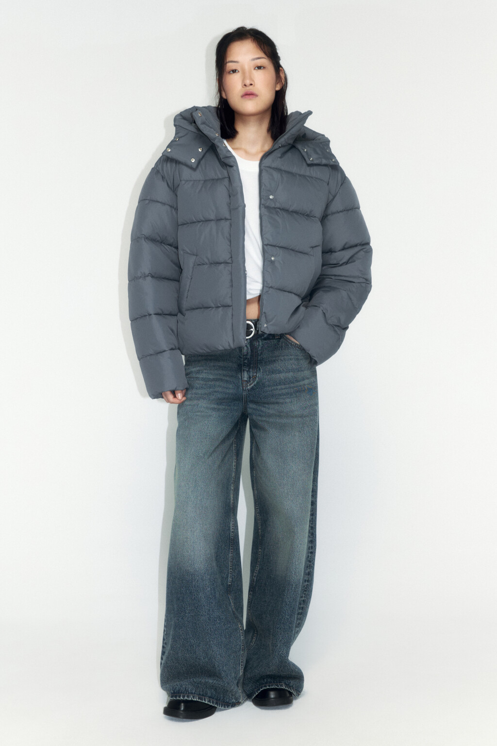 Куртка стеганая укороченная с капюшоном - цвет серый - 5
