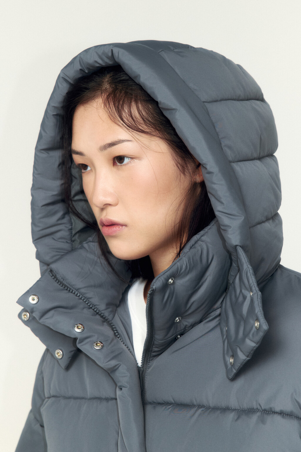 Куртка стеганая укороченная с капюшоном - цвет серый - 9