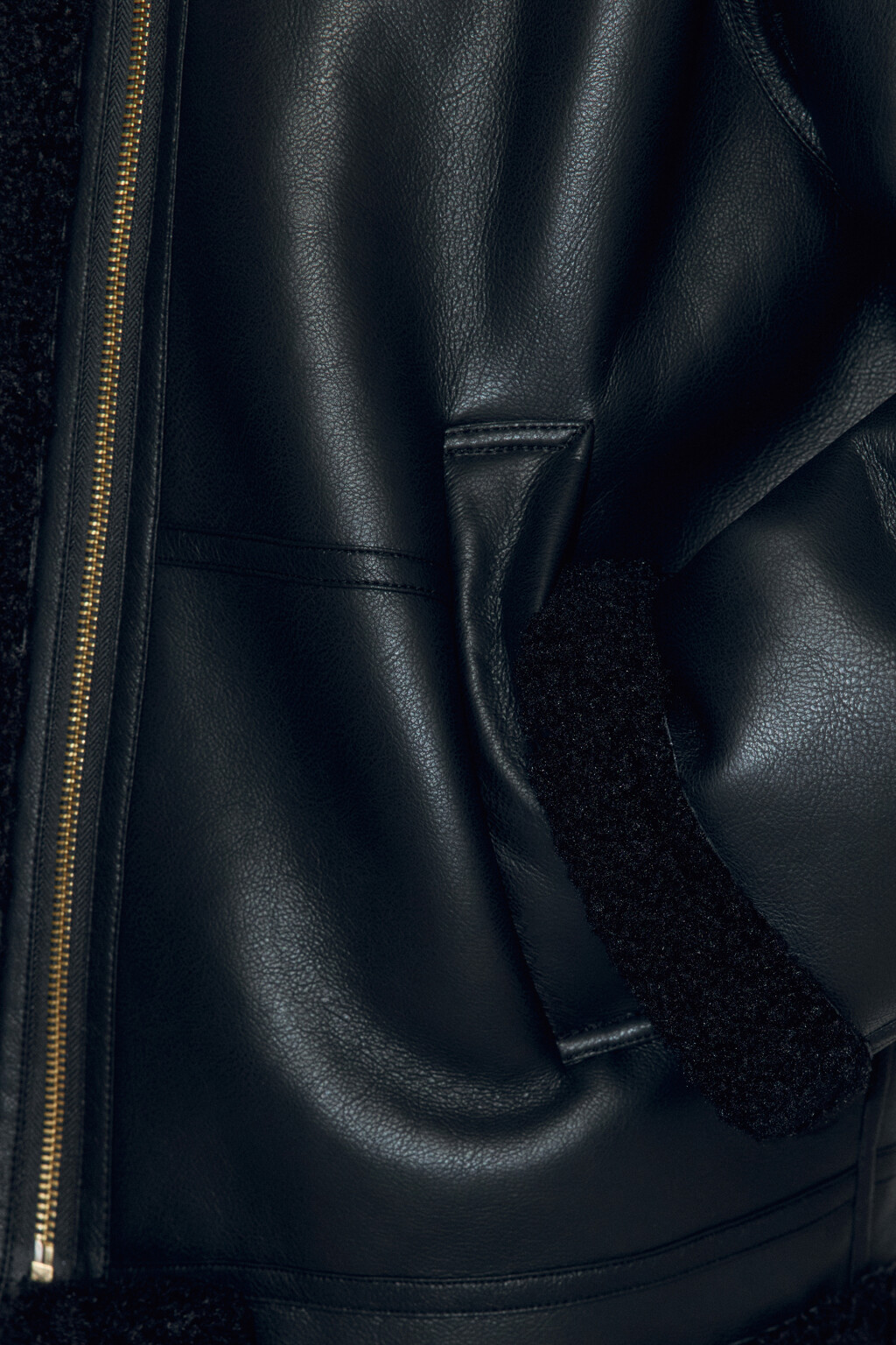 Дубленка-авиатор с ремешками на воротнике - цвет черный - 8