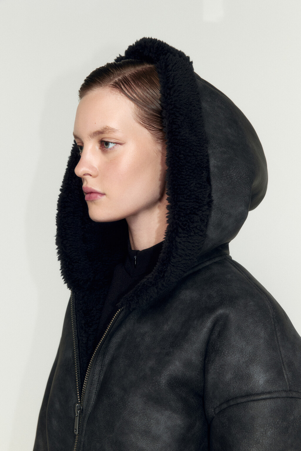 Куртка-дубленка с вареным эффектом и капюшоном - цвет серый - 7