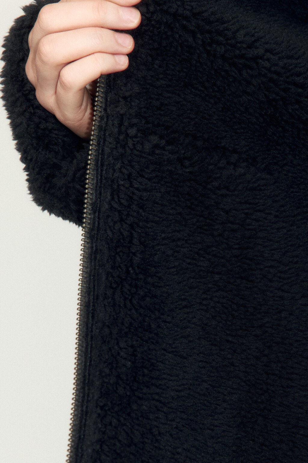 Куртка-дубленка с вареным эффектом и капюшоном - цвет серый - 8