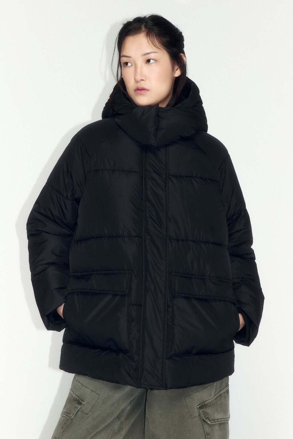 Куртка стеганая с воротником-стойкой и капюшоном - цвет черный - 2